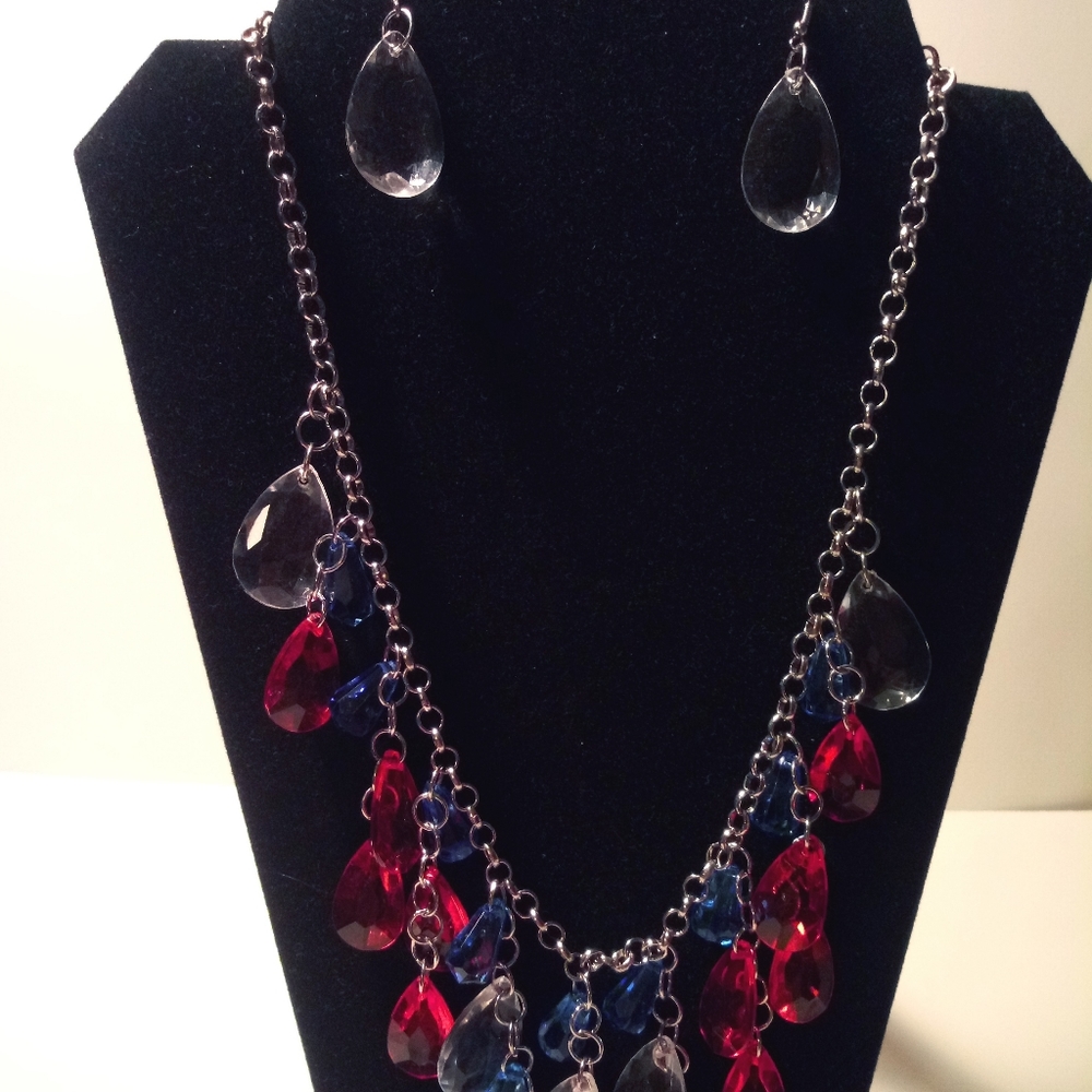 NWOT Paparrazi Red/Clear/Blue Jewelry Set
